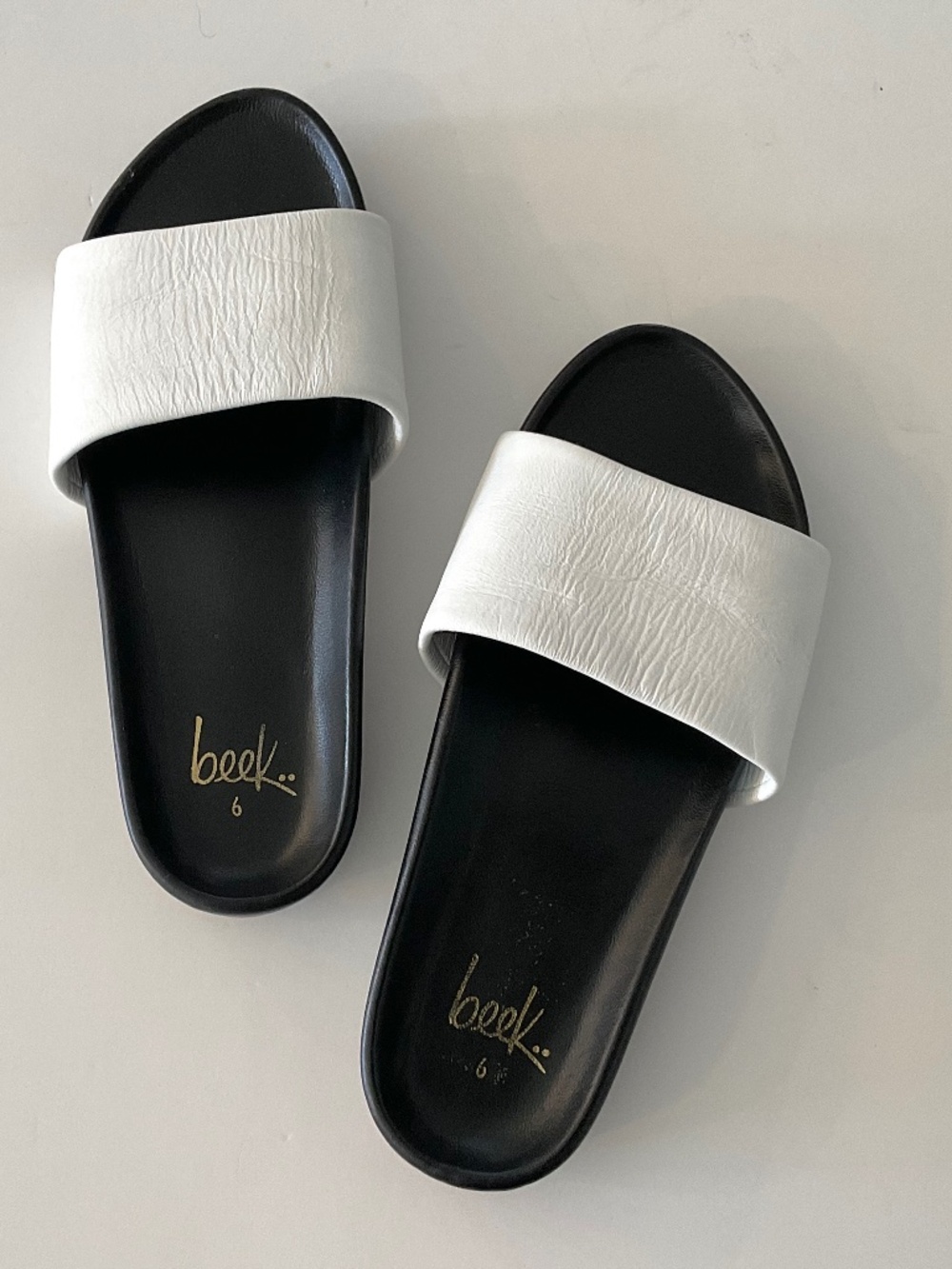 BEEK Gallito Slide in White Leather Size 6